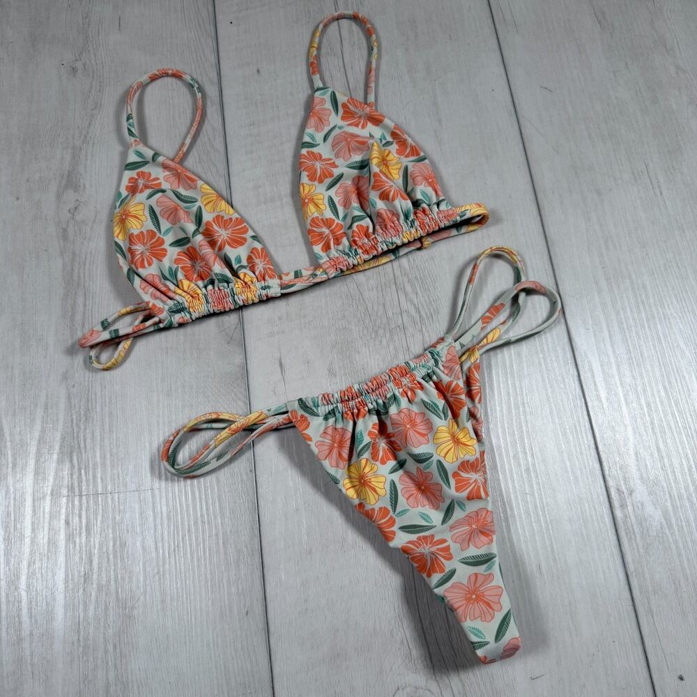 Benoa Haleiwa floral print bikini Blue Pink two piece beach travel small medium